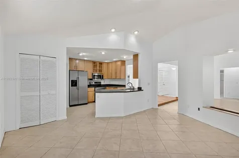 1833 SW Bellevue Avenue Port St. Lucie FL 34953
