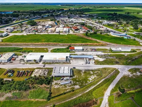 901 NW 9th Street Belle Glade FL 33430