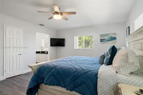 81 Marina Avenue Key Largo FL 33037
