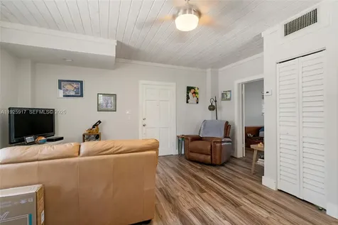 81 Marina Avenue Key Largo FL 33037
