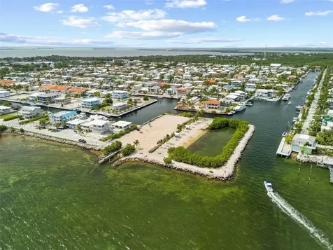 81 Marina Avenue Key Largo FL 33037
