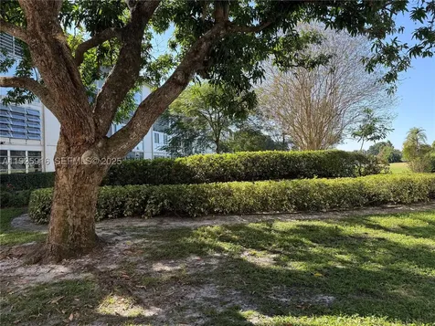 4602 Martinique Way Coconut Creek FL 33066