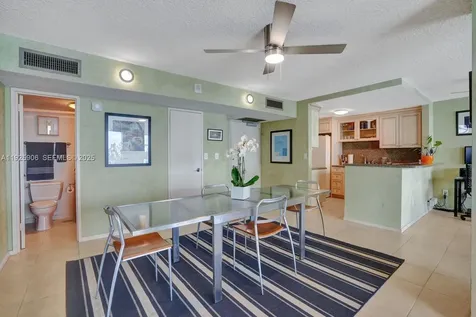 1228 West Avenue Miami Beach FL 33139