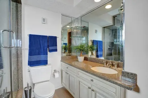 1228 West Avenue Miami Beach FL 33139
