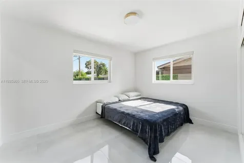 251 N 71st Avenue Hollywood FL 33024