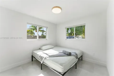 251 N 71st Avenue Hollywood FL 33024