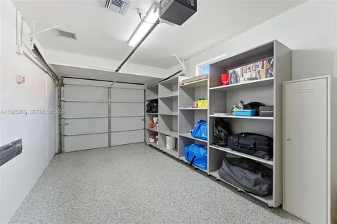 251 N 71st Avenue Hollywood FL 33024