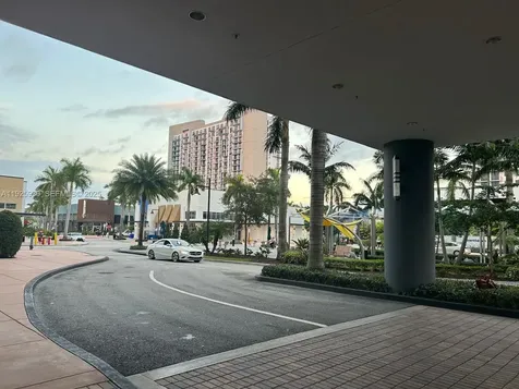 5252 NW 85th Avenue Doral FL 33166