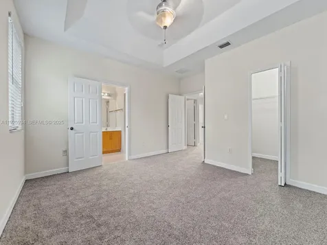 2512 SE 15th Court Homestead FL 33035
