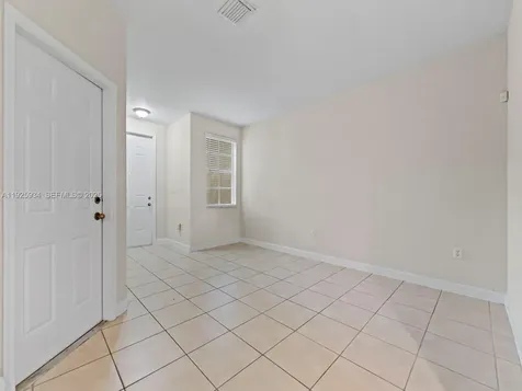 2512 SE 15th Court Homestead FL 33035