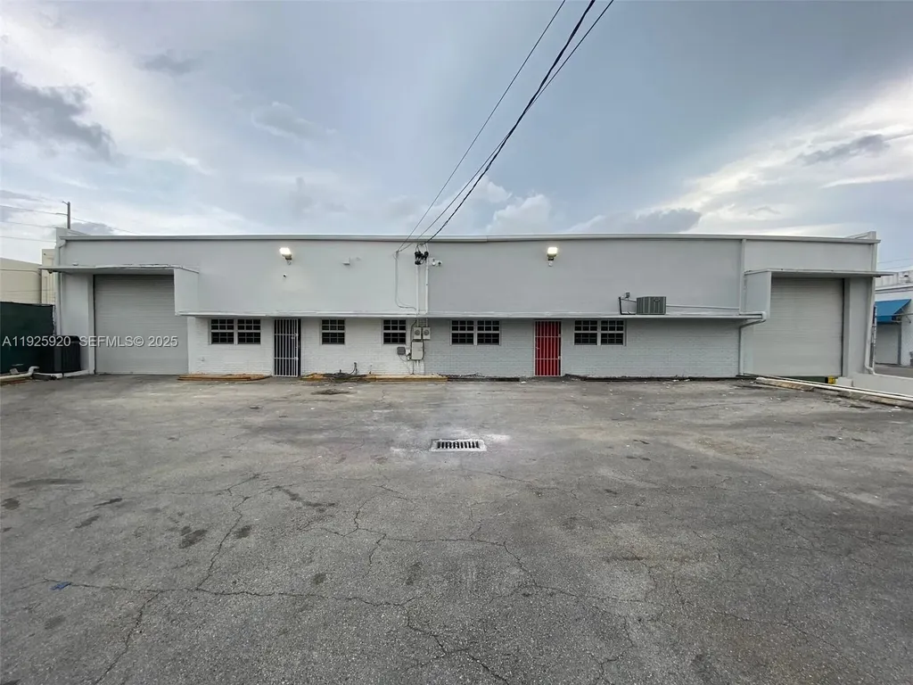 2175 NW 26th Avenue Miami FL 33142