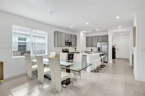 4242 Rosa Drive Lighthouse Point FL 33064
