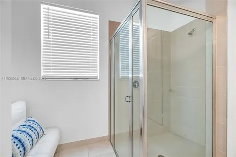 4242 Rosa Drive Lighthouse Point FL 33064