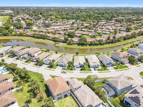 4242 Rosa Drive Lighthouse Point FL 33064