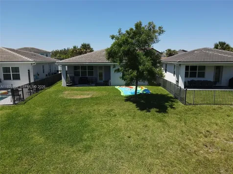 4242 Rosa Drive Lighthouse Point FL 33064