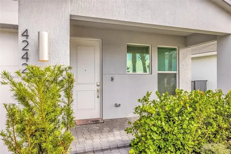 4242 Rosa Drive Lighthouse Point FL 33064