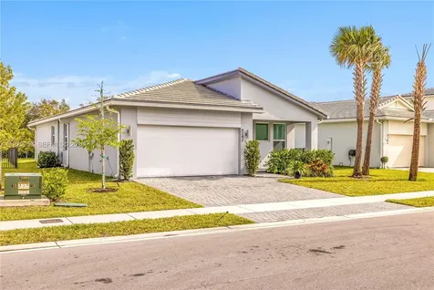 4242 Rosa Drive Lighthouse Point FL 33064