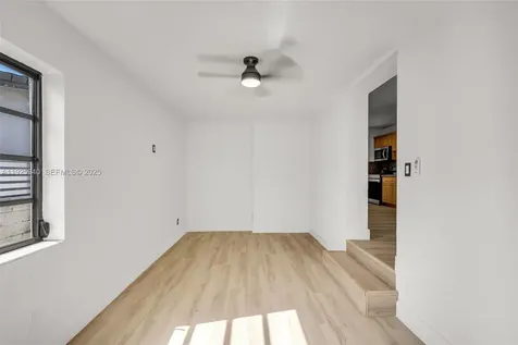 739 W 30th Street Hialeah FL 33012