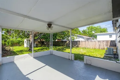 739 W 30th Street Hialeah FL 33012