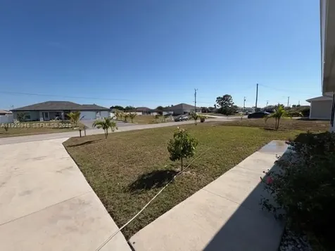 1724 NW 11th Place Cape Coral FL 33993