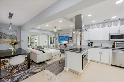 Hollywood FL 33020