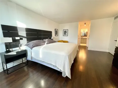 10101 E Bay Harbor Drive Bay Harbor Islands FL 33154