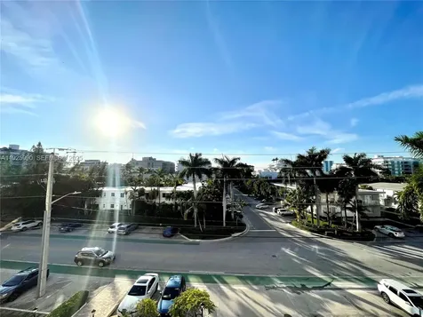 10101 E Bay Harbor Drive Bay Harbor Islands FL 33154