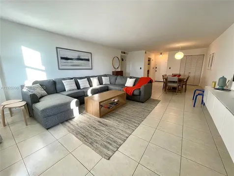 10101 E Bay Harbor Drive Bay Harbor Islands FL 33154