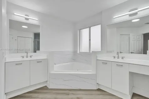 7257 NW 113th Court Doral FL 33178