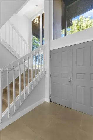 120 SW 96th Terrace Plantation FL 33324