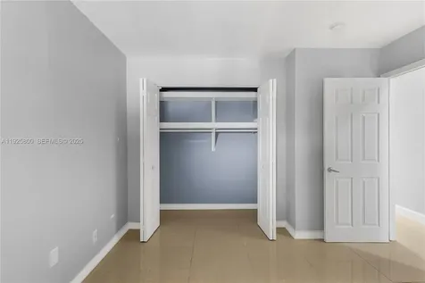 120 SW 96th Terrace Plantation FL 33324