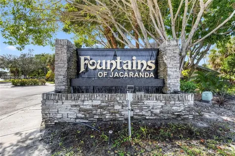120 SW 96th Terrace Plantation FL 33324
