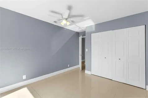 120 SW 96th Terrace Plantation FL 33324