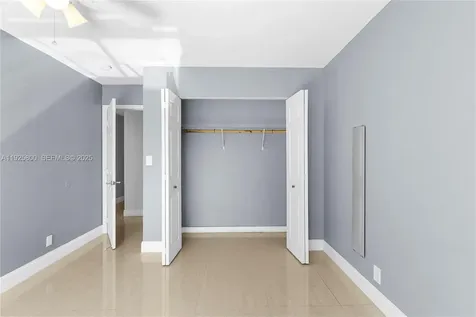 120 SW 96th Terrace Plantation FL 33324