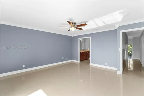 120 SW 96th Terrace Plantation FL 33324
