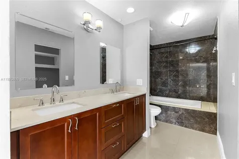 120 SW 96th Terrace Plantation FL 33324