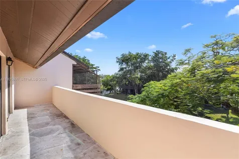 120 SW 96th Terrace Plantation FL 33324