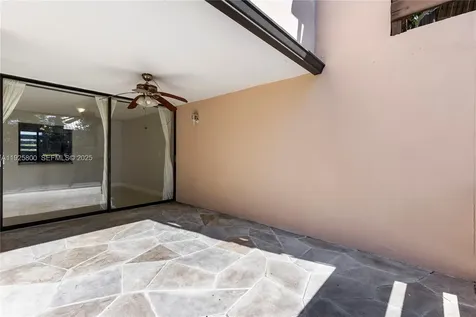 120 SW 96th Terrace Plantation FL 33324