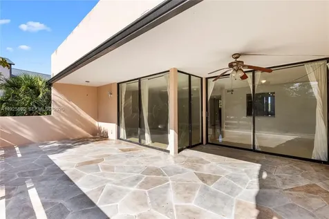 120 SW 96th Terrace Plantation FL 33324