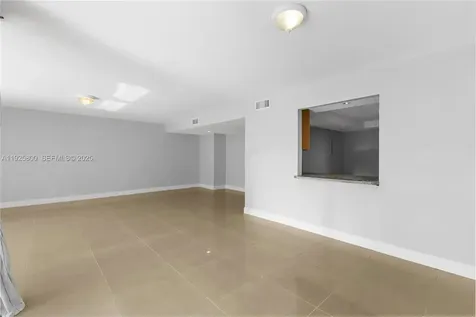 120 SW 96th Terrace Plantation FL 33324