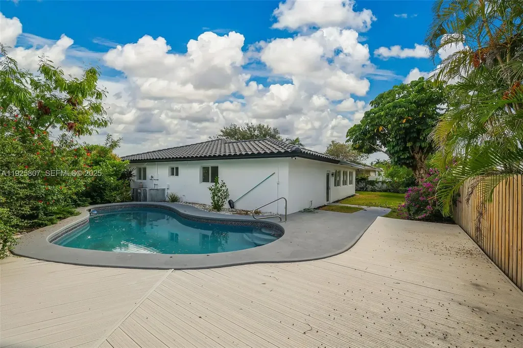 1830 NE 65th Court Fort Lauderdale FL 33308