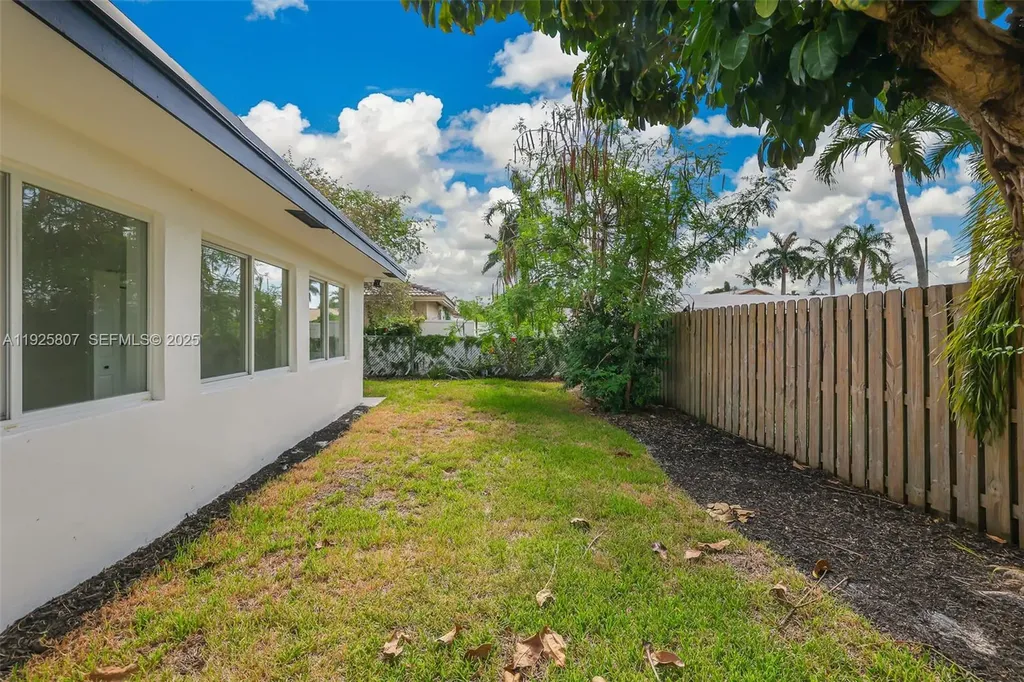 1830 NE 65th Court Fort Lauderdale FL 33308