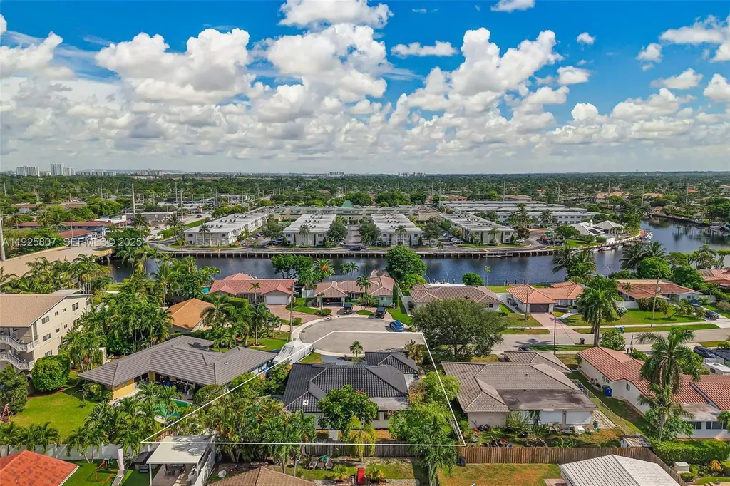 1830 NE 65th Court Fort Lauderdale FL 33308