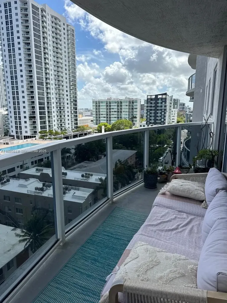 601 NE 23 Street Miami FL 33137