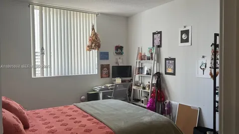 601 NE 23 Street Miami FL 33137