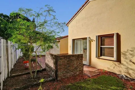 1256 NW 125th Terrace Sunrise FL 33323