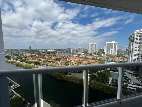 20505 E Country Club Drive Aventura FL 33180
