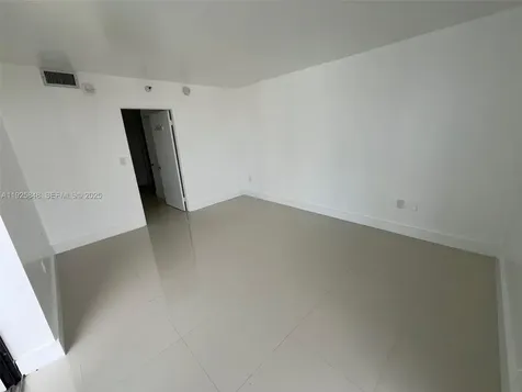 20505 E Country Club Drive Aventura FL 33180