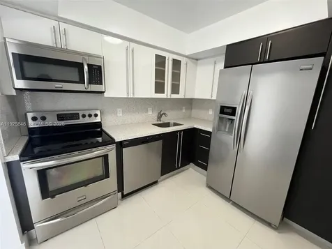 20505 E Country Club Drive Aventura FL 33180