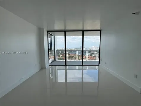 20505 E Country Club Drive Aventura FL 33180